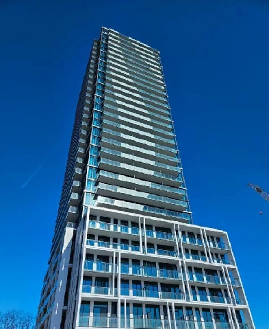 New 2 Bedroom   Den Corner Suite with Ravine Views in North York