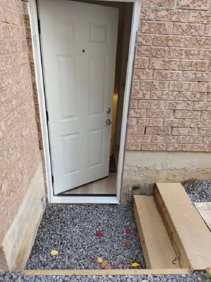 2 plus Den Legal Basement Apartment for Rent