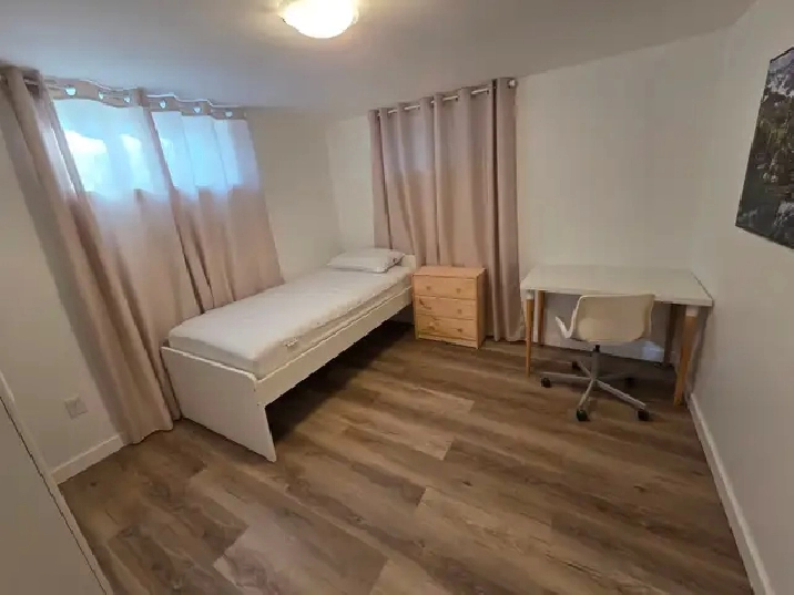 Student Room near Algonquin College !