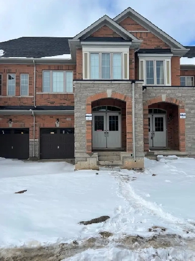 4 Bedroom house for rent in Brampton