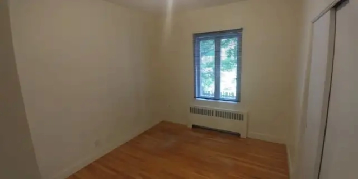 1er juillet à quelques minutes du Cégep Garneau pour étudiante