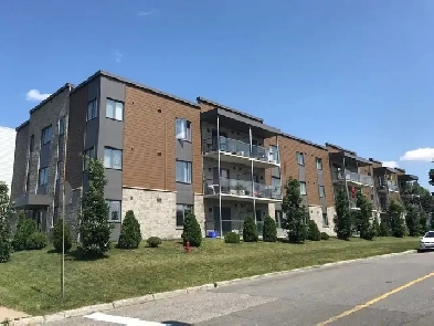 Beau grand 3 1/2, Ste-Foy, Air Clim, Parking intérieur Juillet