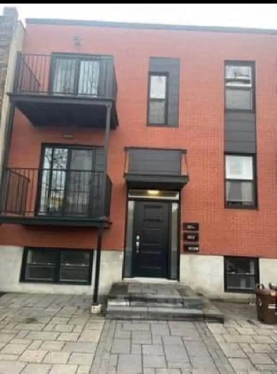 5 1/2 NDG condo Metro Vendom