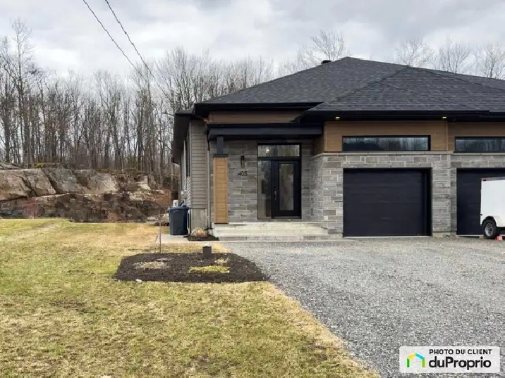 $635,000 - Semi-detached for sale in St-Alphonse-de-Granby