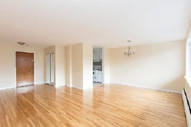 3 1/2 Available now in Cote Saint-Luc