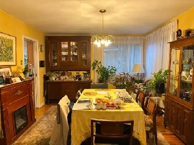 Maison à St. Laurent, grand terrain, 499000$