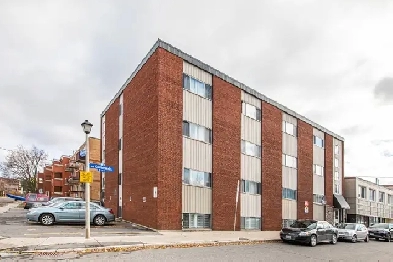 1E-197 Cumberland Street, Ottawa, ON  K1N 7H4 - Available from J