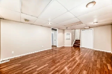 3 Bed 1 Bath Unit - 2-327 Dalhousie