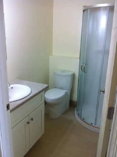 $877 Quiet, secure Studio apartment  2 blocks from MacEwen U,