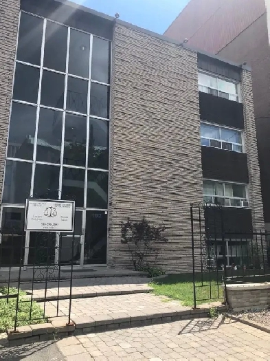 Centretown Bachelor/Studio Apartment for Rent -192 Somerset St W