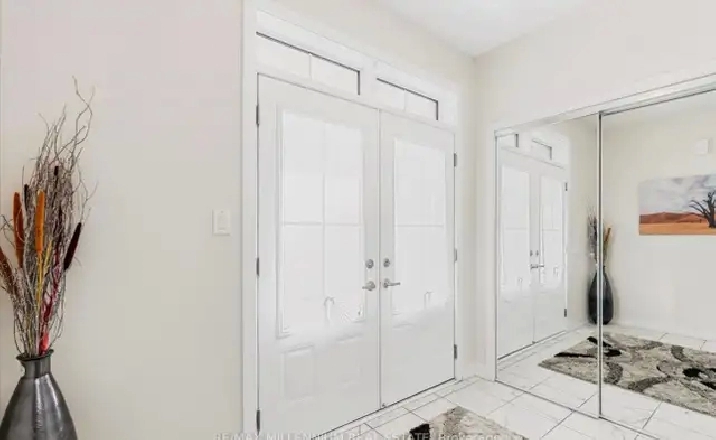 Independent Detached House with  4 Bedrooms – FULLY FURNISH