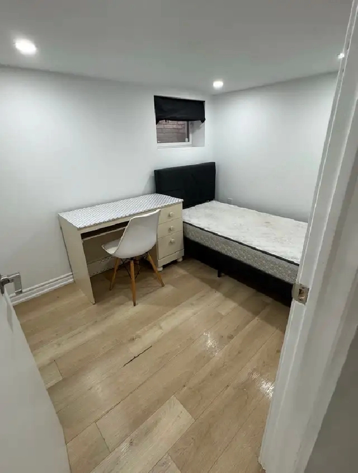 One bedroom for Rent