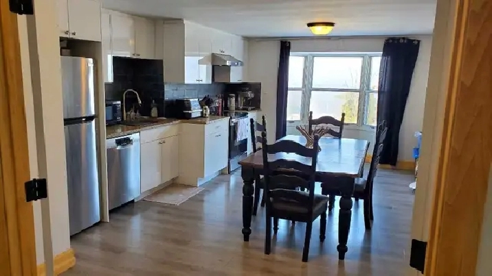 Upper Level of House for Rent - 2 Bed 2 Bath