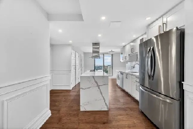 Luxury Condo for Sale in North York