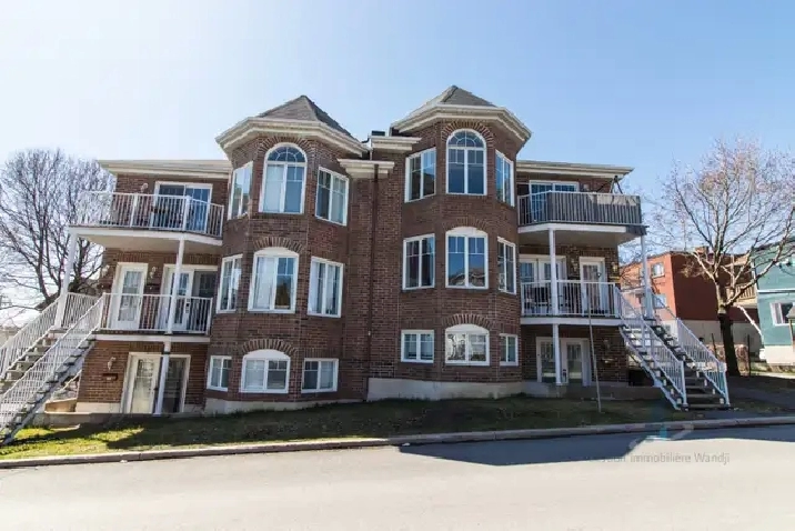 Appartement à Louer - 13 rue Talon #D