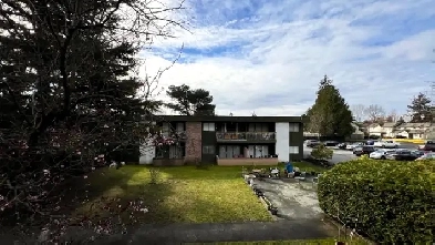 Renovated 2 bed 2 bath available now at Delta West!