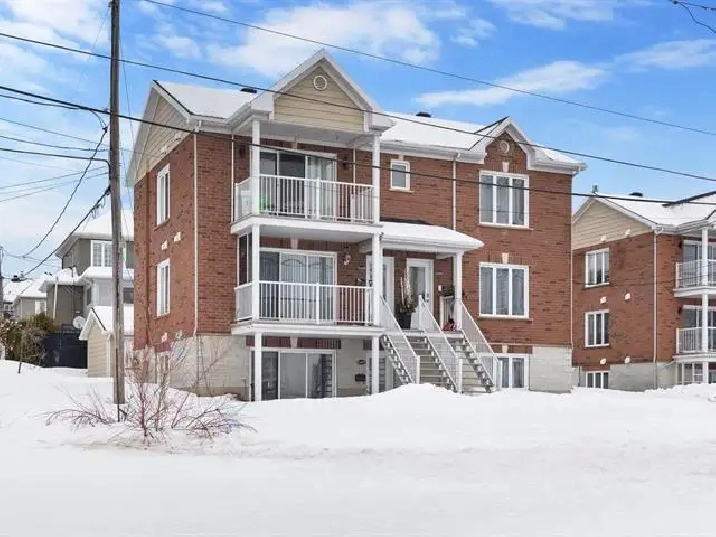 Condo 4 1/2 à louer