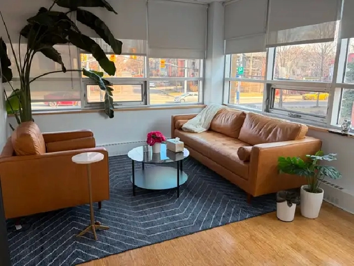 8-Office Unit available in Westboro!