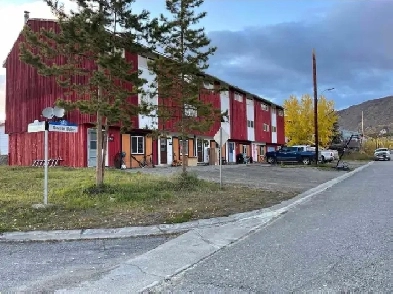 6 plex for sale in Faro