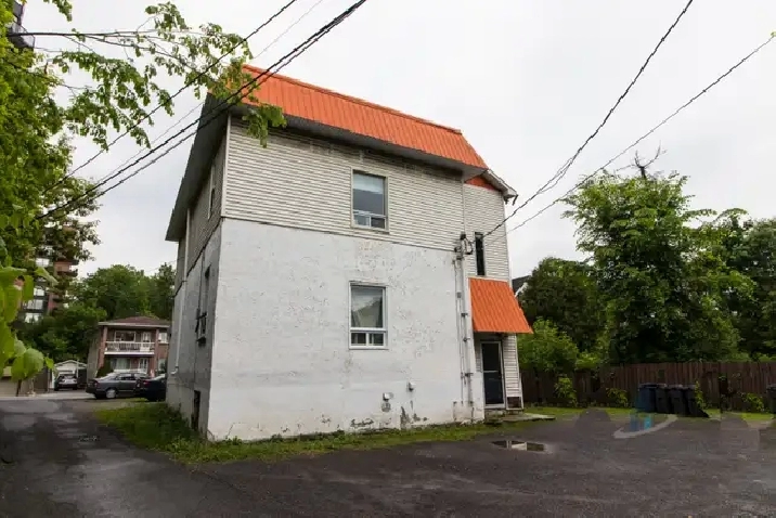 Appartement à Louer - 6 rue Scott #2