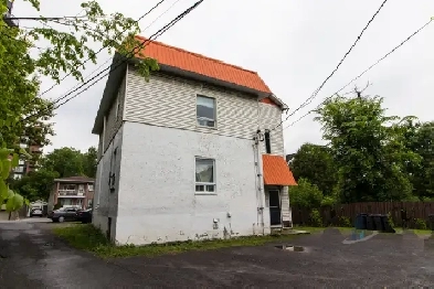 Appartement à Louer - 6 rue Scott #2