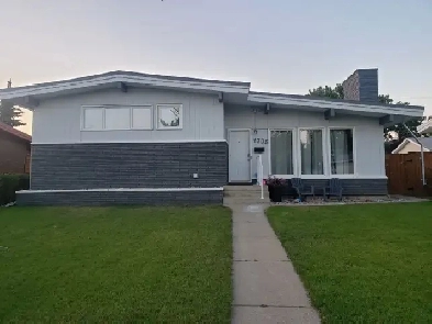 6 Bedroom House for Sale