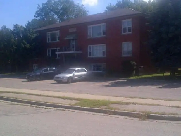 Amazing Location!  1 Bedroom Apartment