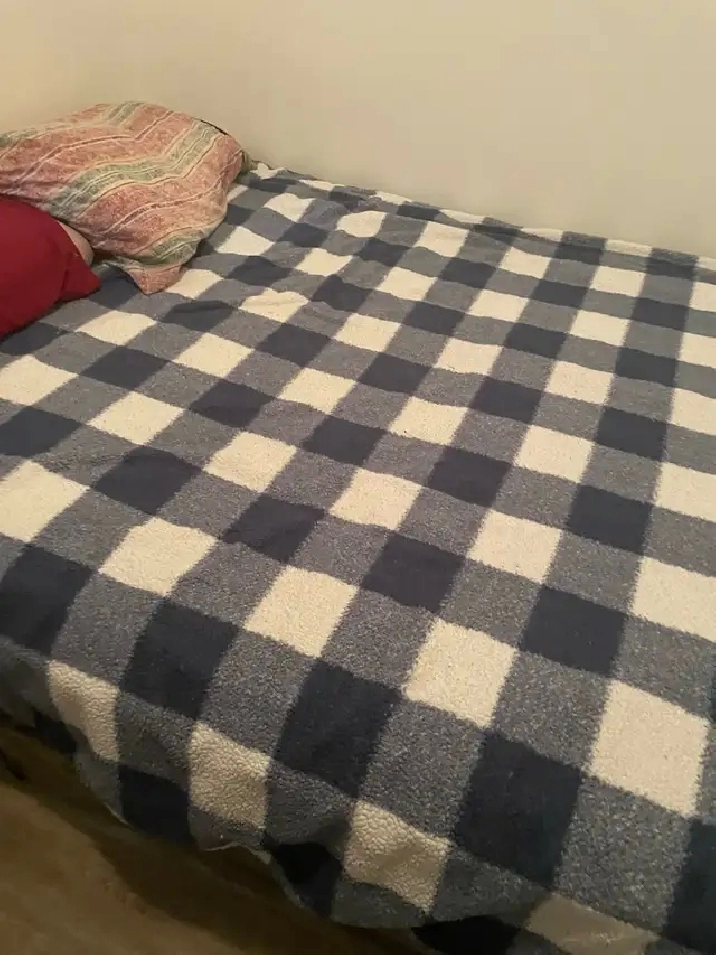 NICE CLEAN ROOM FOR RENT