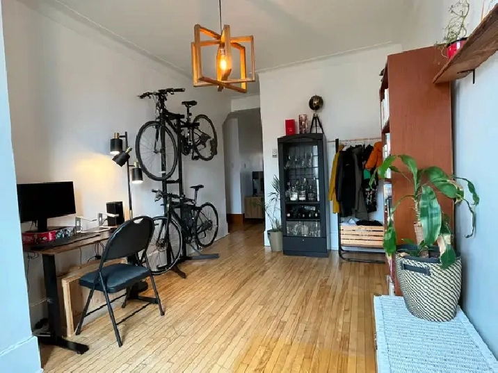 À LOUER - Grand 5 ½ deux chambres - Marché Jean-Talon