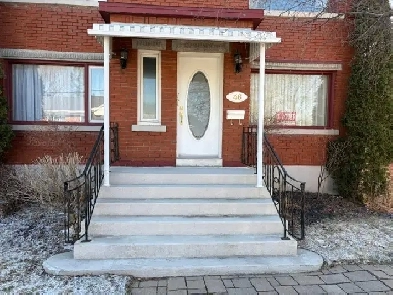 6 1/2 à louer à Sherbrooke