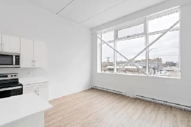 2 Bed 1 Bath Apartment  –216 Princess St Move-In Ready