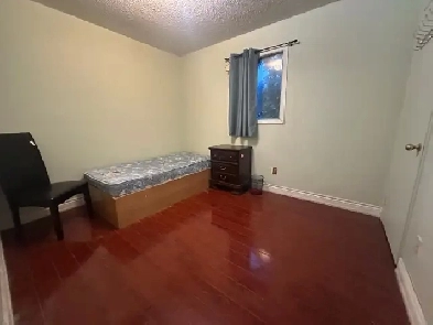 Private room for rent near Sheridan College Brampton