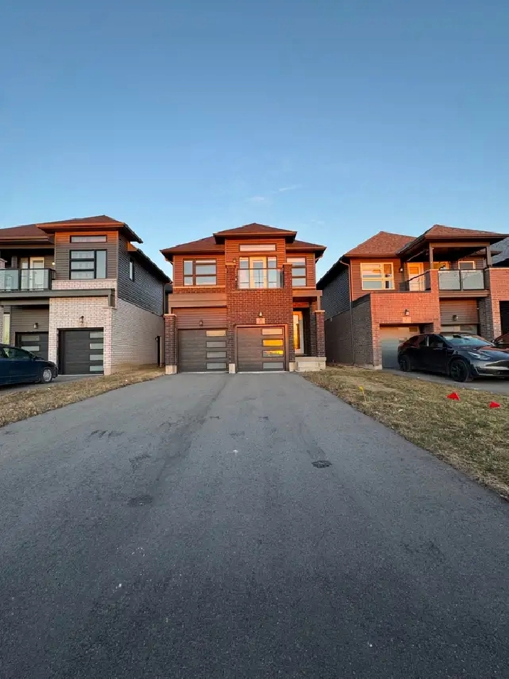 2023 Detached Welland Home For Sale