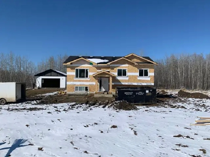 Acreage house for sale