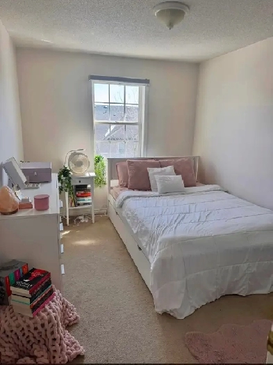 Summer Sublet! (May-August 2026) close to University of Guelph