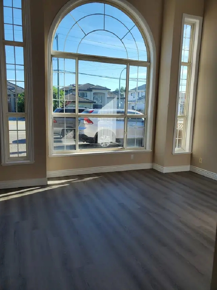 2 Bedrooms - West Richmond