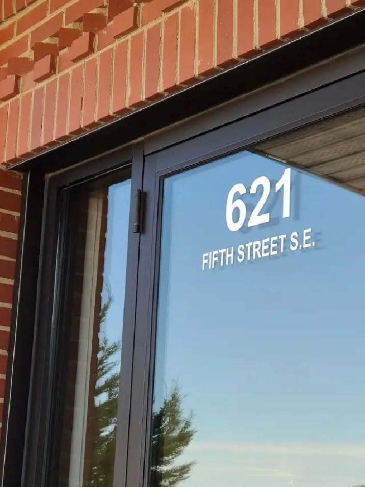 HIDDEN GEM ON THE HILL