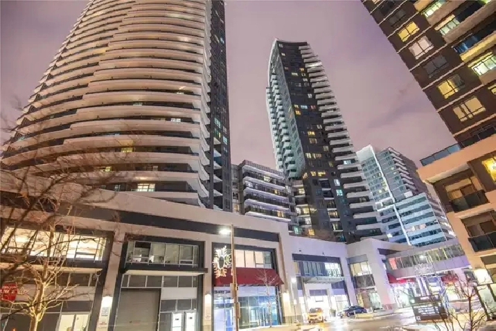 Furnished large 1 bedroom Condo with wifi parking Yonge&&Steeles