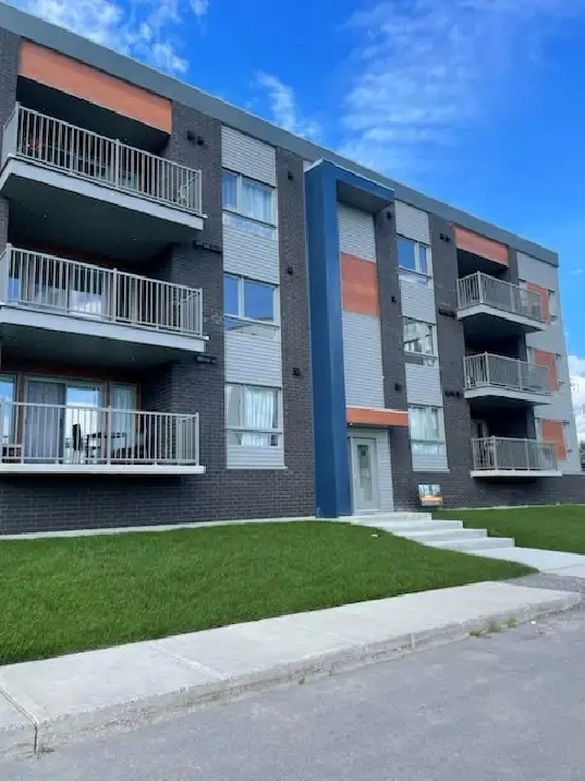 Grand 4 1/2 à louer neuf à Valleyfield au 1er étage