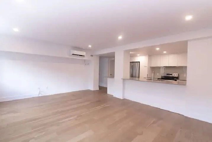 fully renovated 1-bed condo, July 1, Mount-Royal, TMR - ID 4459