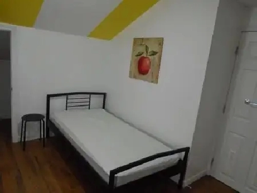 May 1-Sunny Rm All Included for Male-Near Terminal-Short or Long