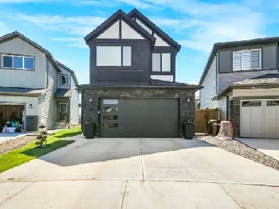 St Albert 5 Bed 3.5 Bath Dbl Att Garage! Huge Pie Lot! NEW PARK!