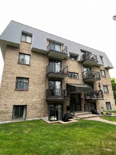 4 1/2 à louer à Repentigny