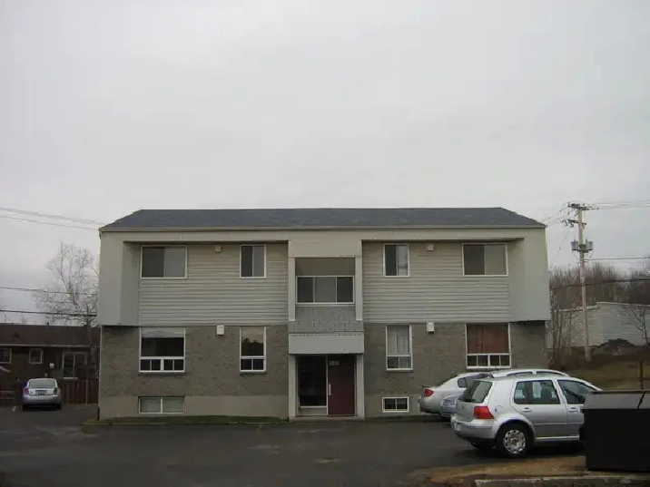 À louer, Superbe 4 1/2  à St-Romuald (Lévis)