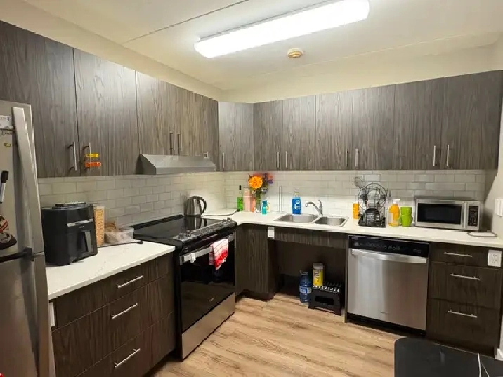1 Bed 1 Bath Sublet | St Vital/Southdale Area (Accessible Unit)