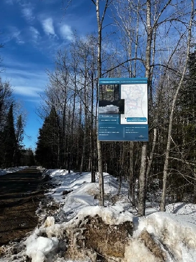 terrains à val des monts avec accès à l’eau