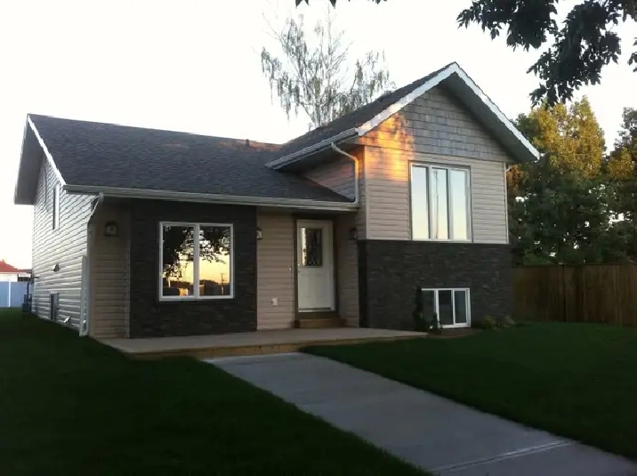 Spacious 2 bedroom suite for rent Stettler, Ab