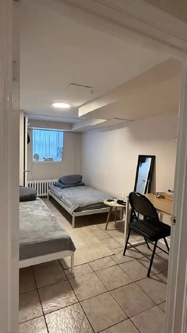 2 Beds 1 Bath Apartment