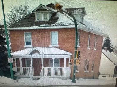 Small one bedroom suite on West Hill