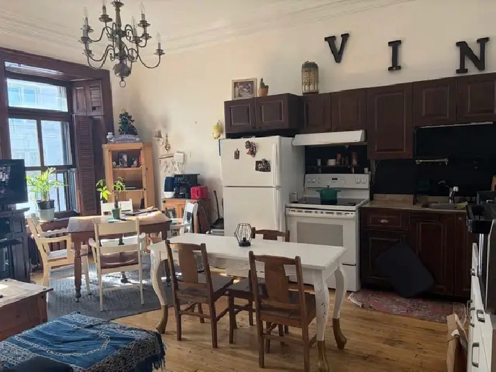 Superbe 4 1/2, Vieux-Québec Tout-inclus, JUIN